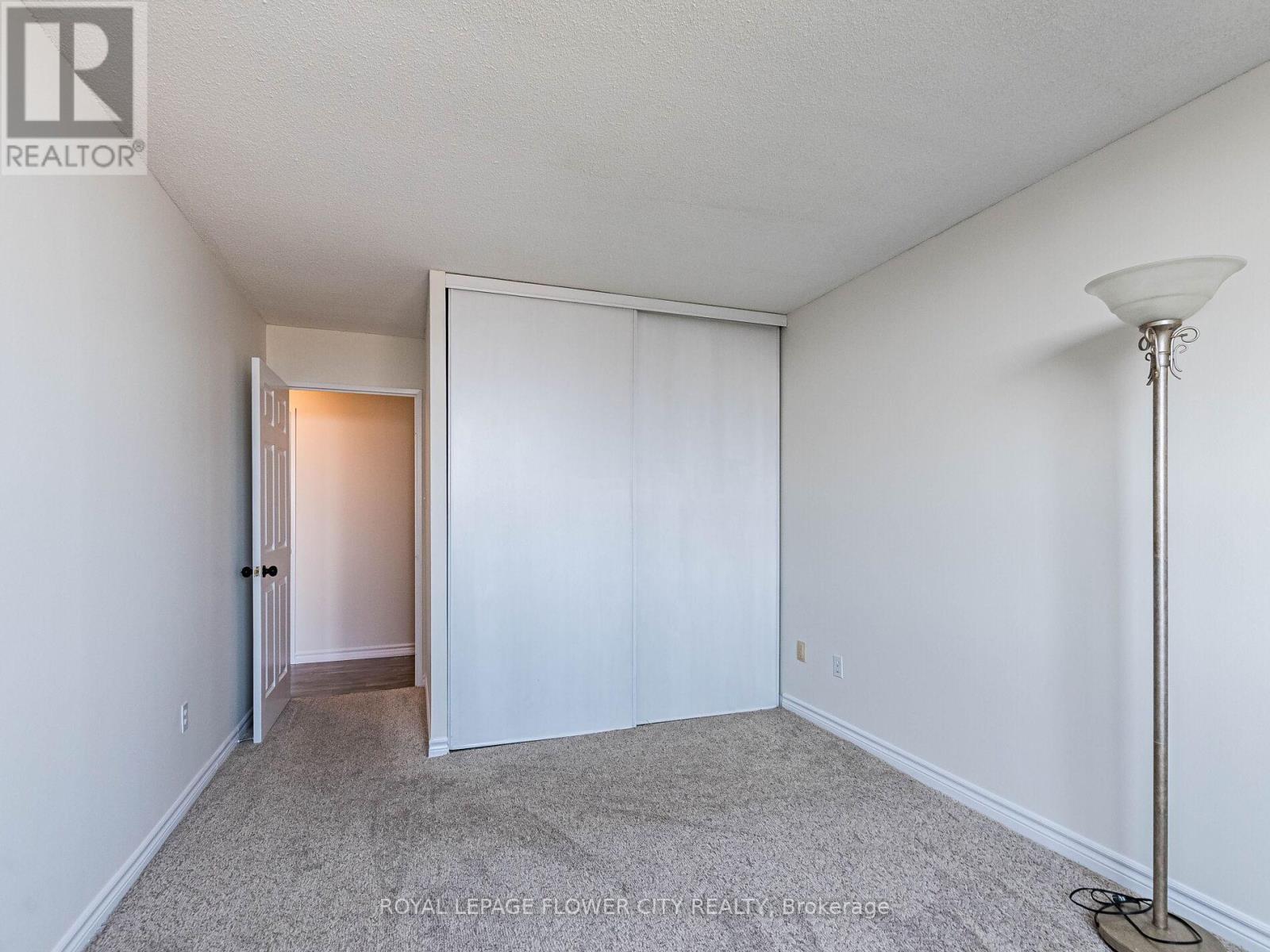 Photo 35 of 2109 30 Malta Avenue, Brampton ON