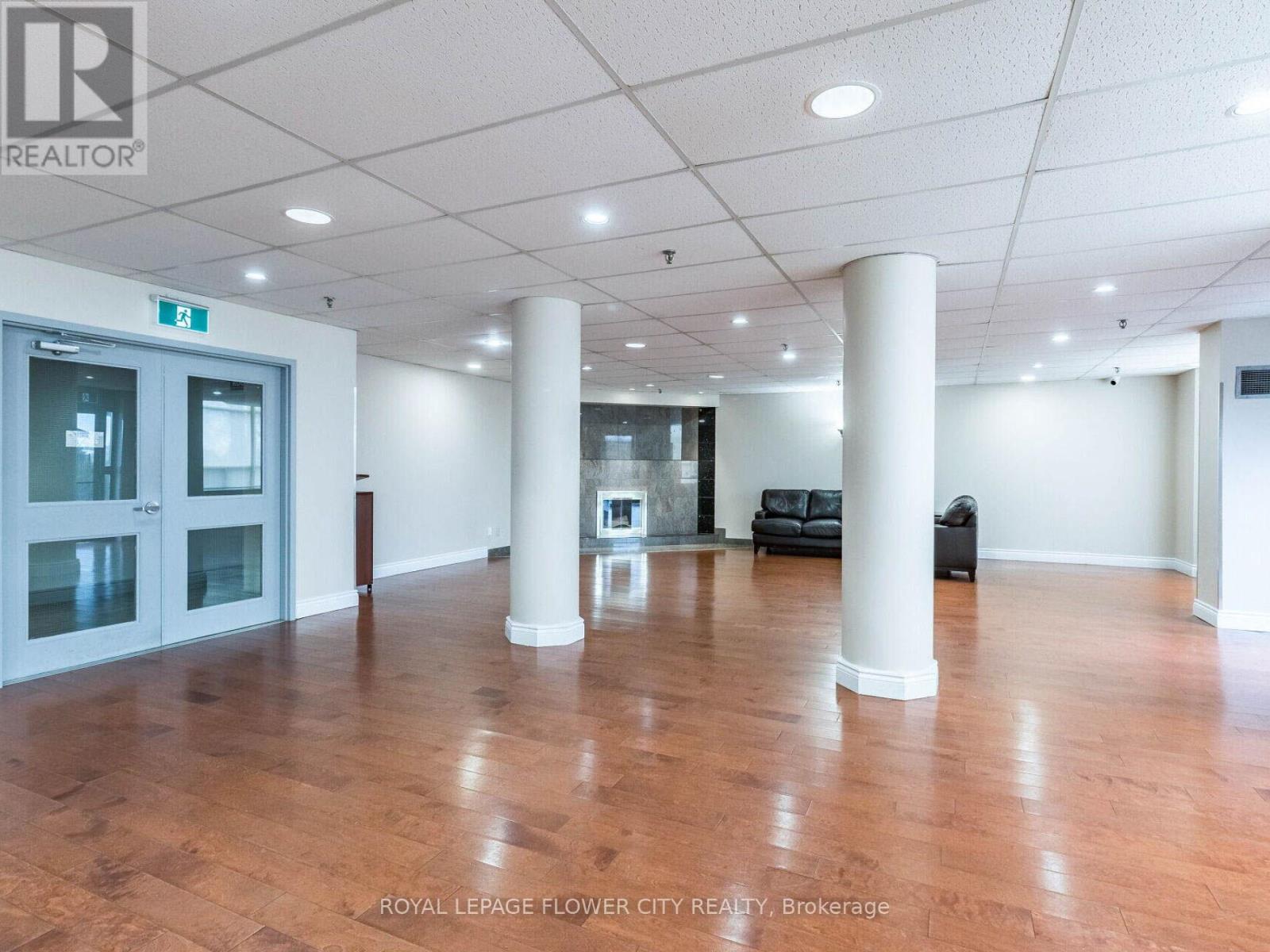 Photo 40 of 2109 30 Malta Avenue, Brampton ON