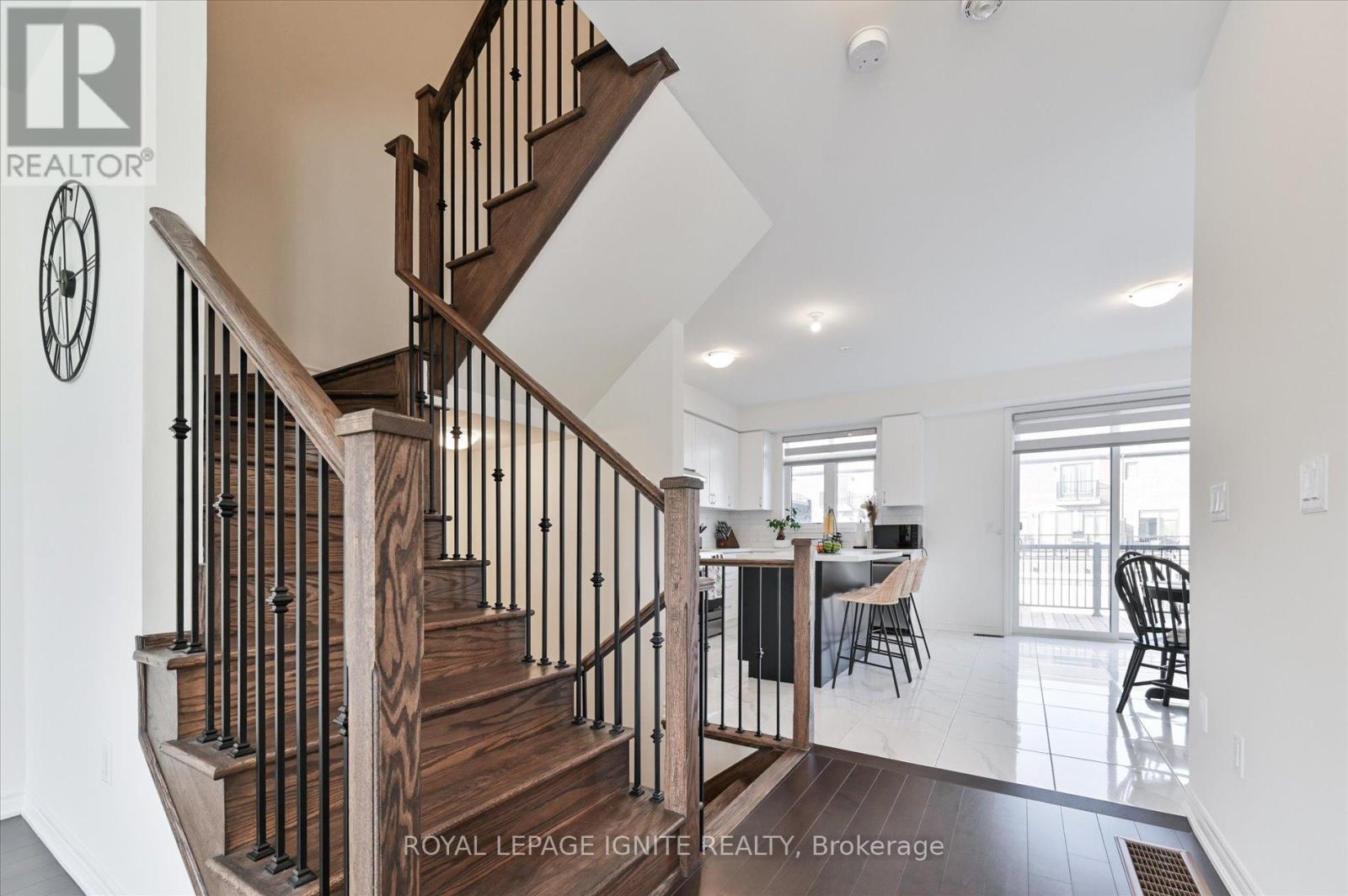 Photo 23 of 39 Minnock Street, Caledon ON