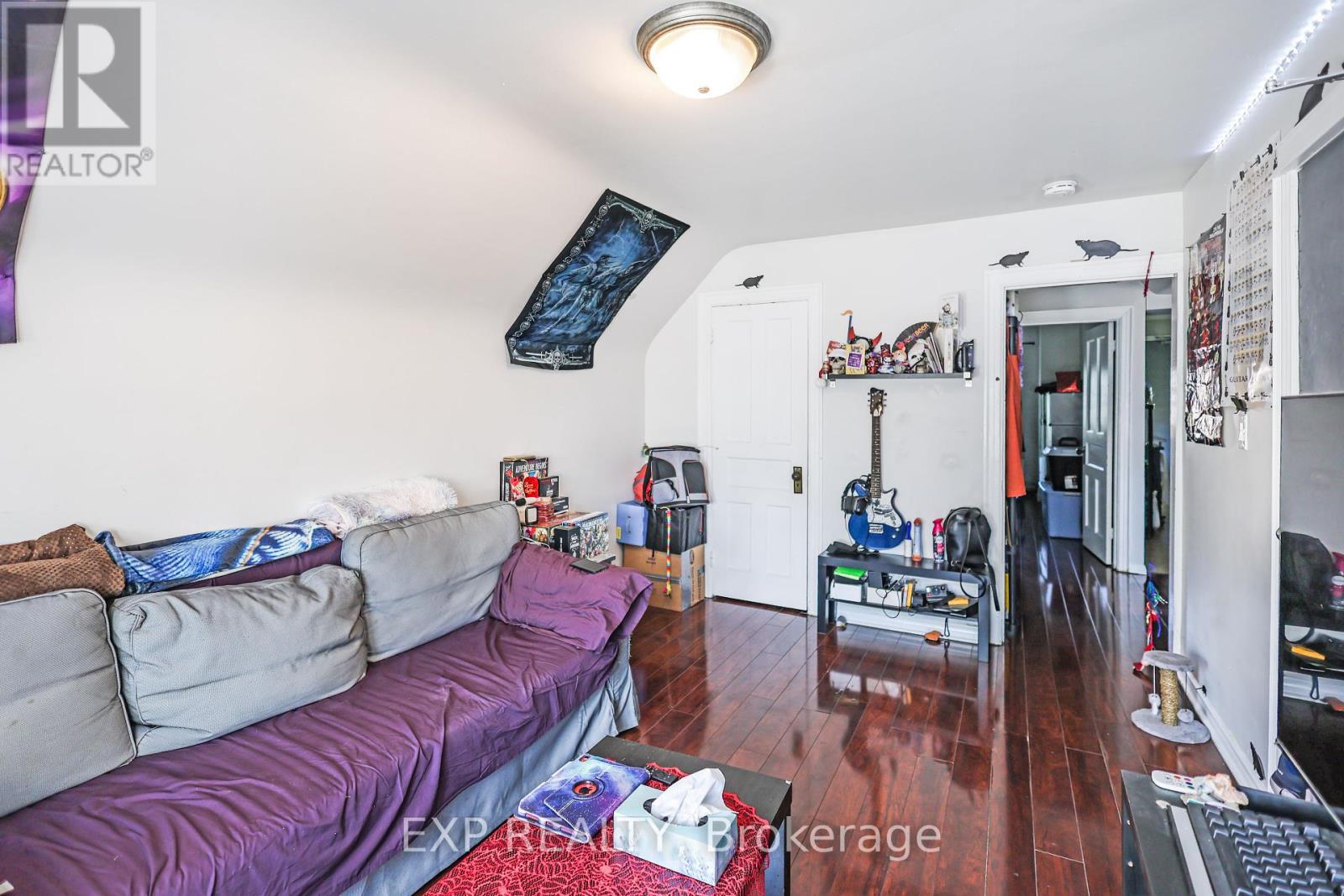 Photo 22 of 28 Eastbourne Avenue, Hamilton ON