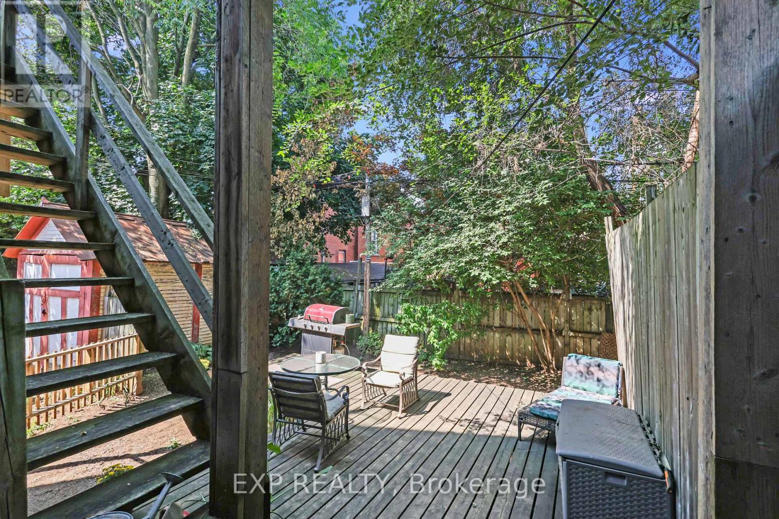 Photo 37 of 28 Eastbourne Avenue, Hamilton ON