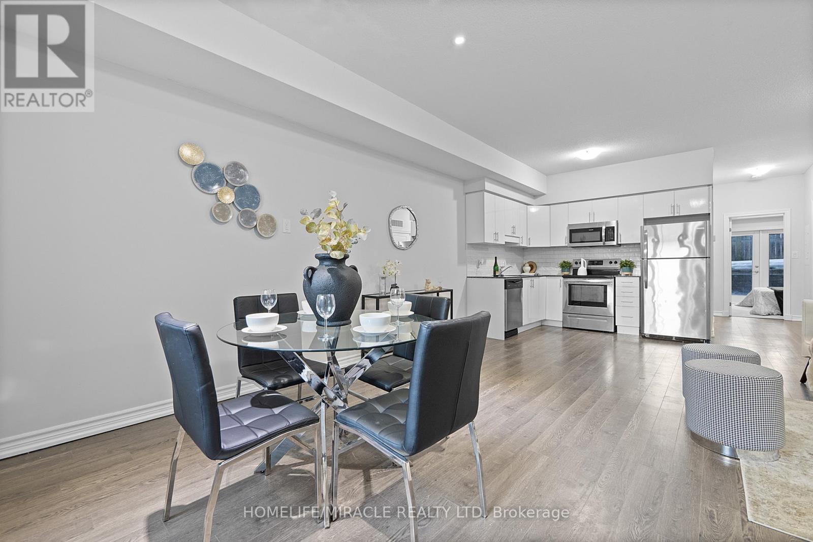 Photo 11 of 5 B 1430 Highland Road W, Kitchener ON