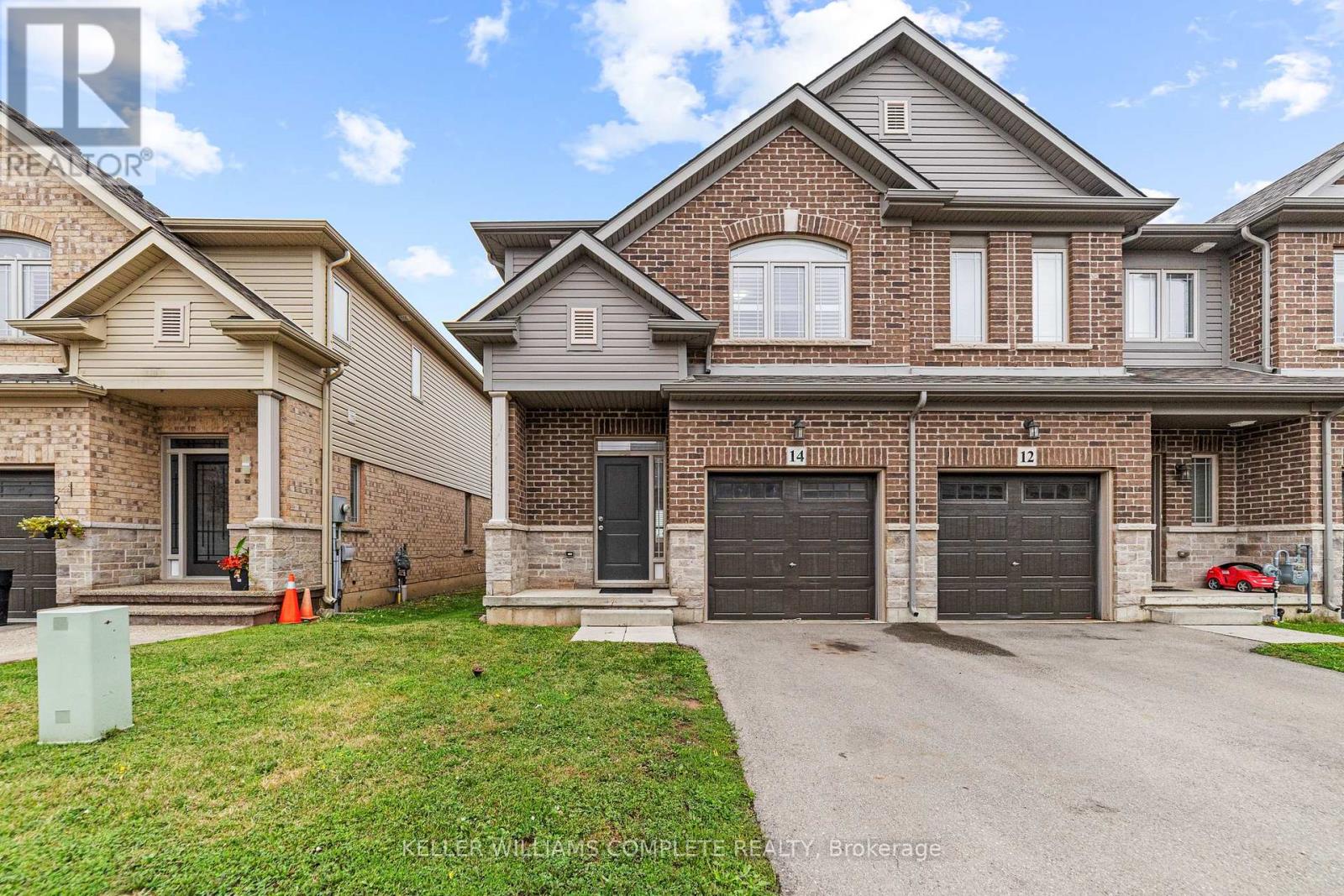 Photo 1 of 14 Serenity Lane, Hamilton ON