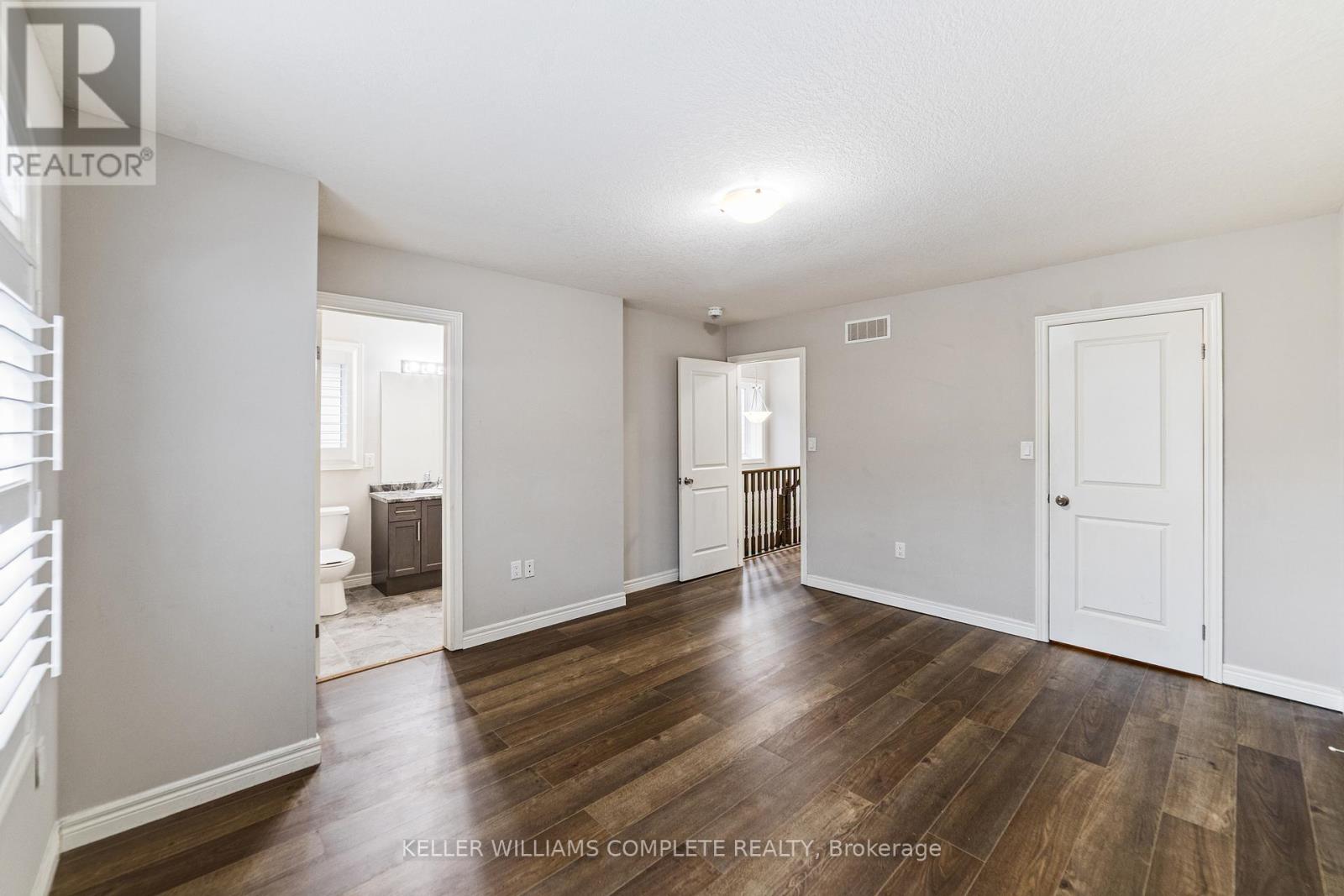 Photo 13 of 14 Serenity Lane, Hamilton ON