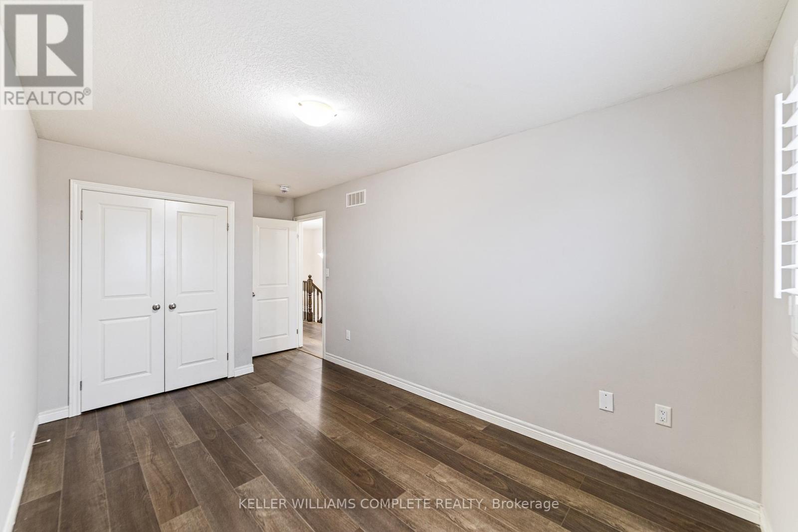 Photo 17 of 14 Serenity Lane, Hamilton ON