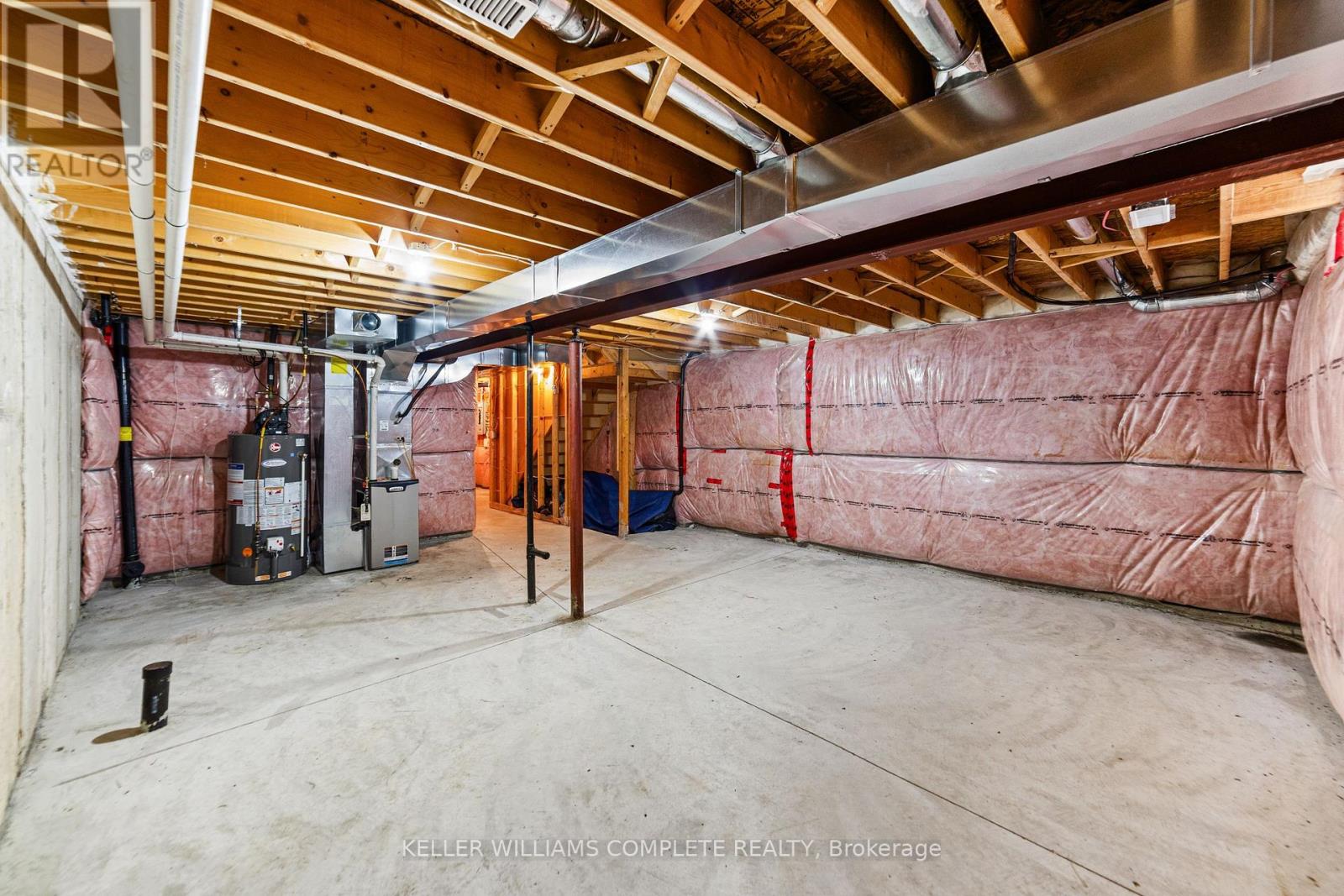 Photo 22 of 14 Serenity Lane, Hamilton ON
