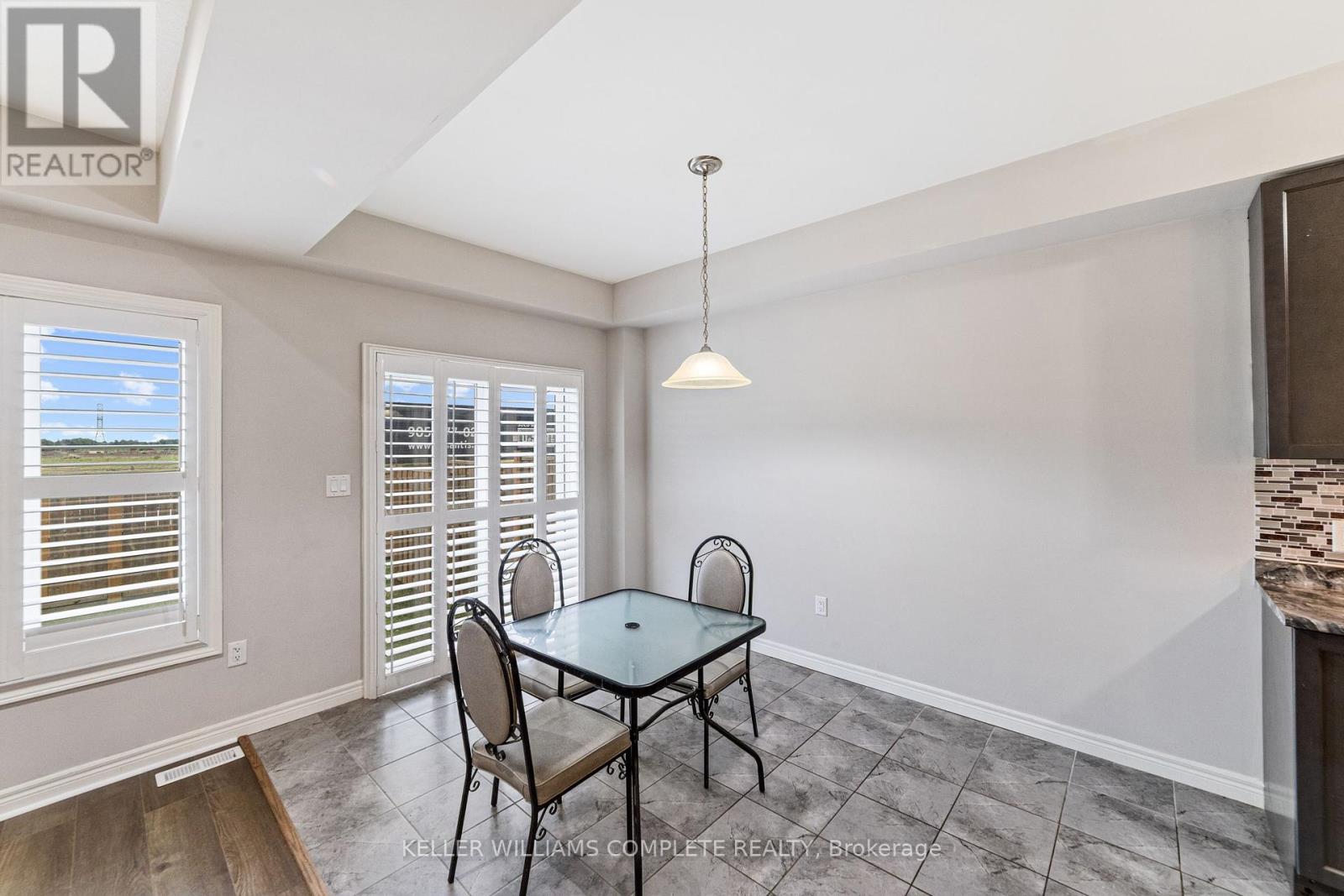 Photo 9 of 14 Serenity Lane, Hamilton ON