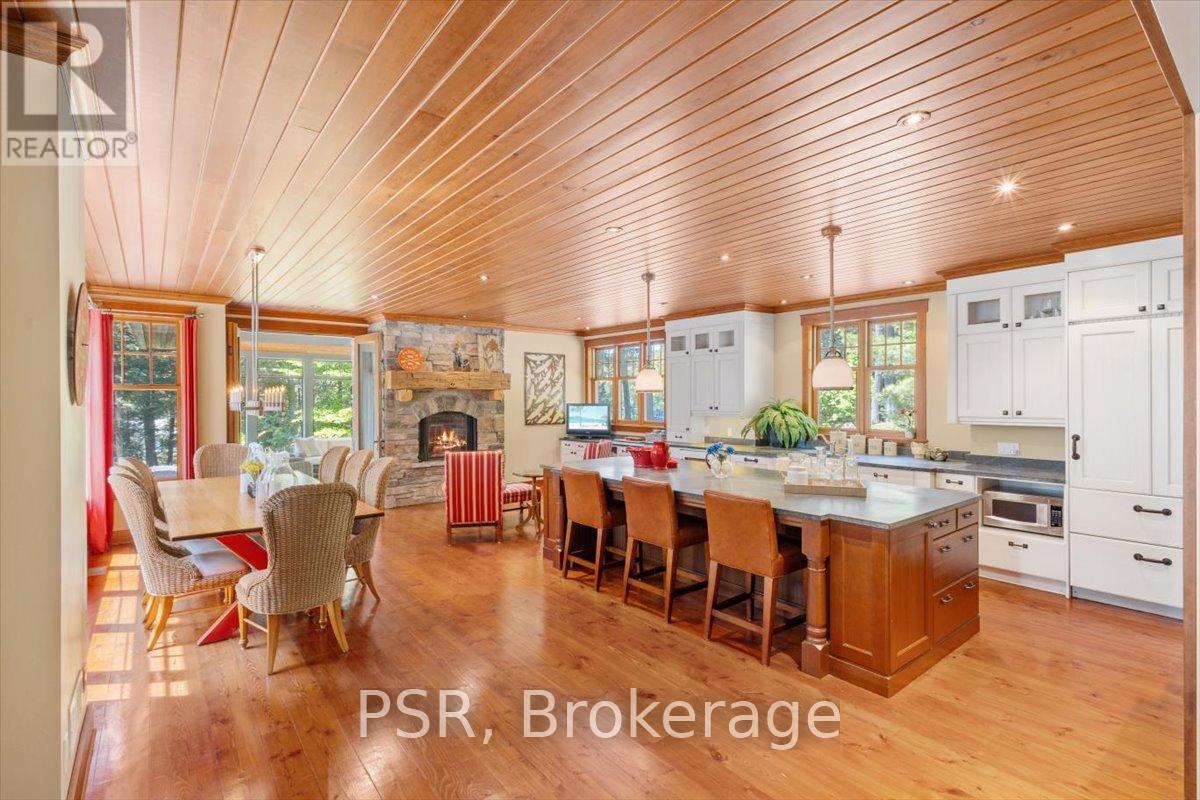 Photo 16 of 4 Ditchburn Drive, Seguin ON