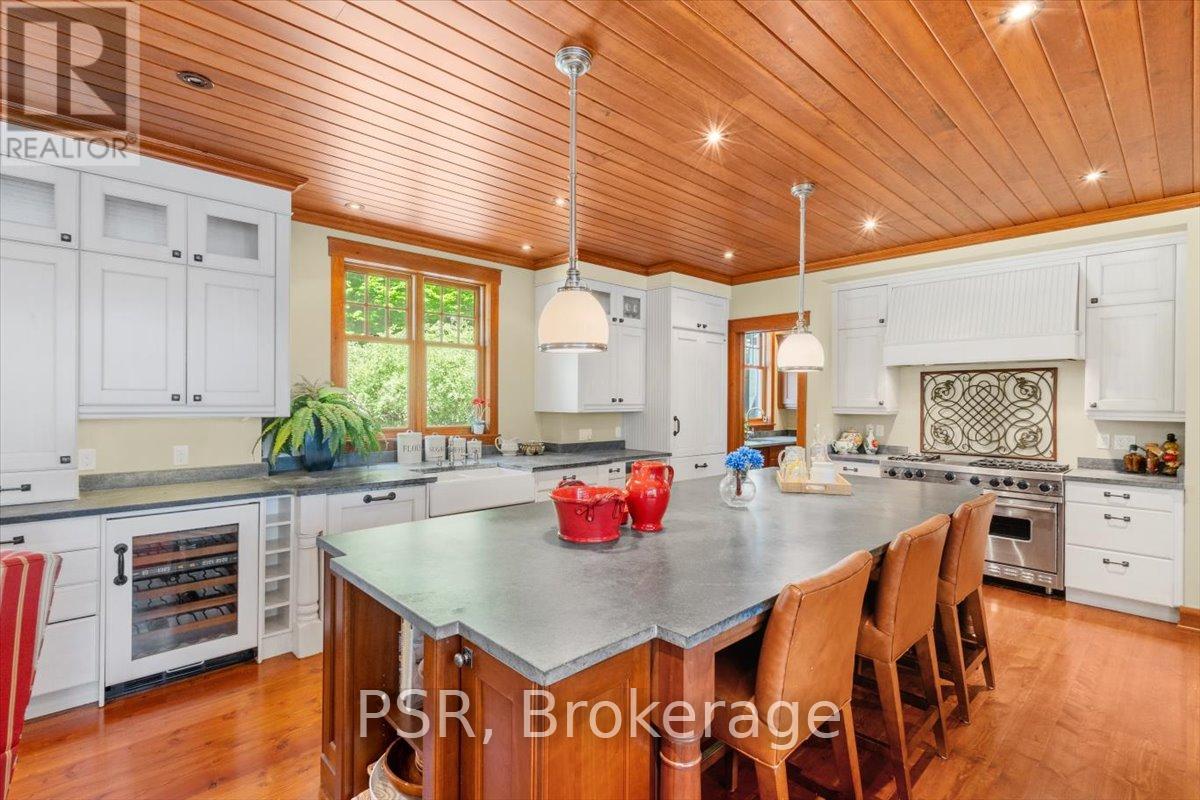 Photo 18 of 4 Ditchburn Drive, Seguin ON