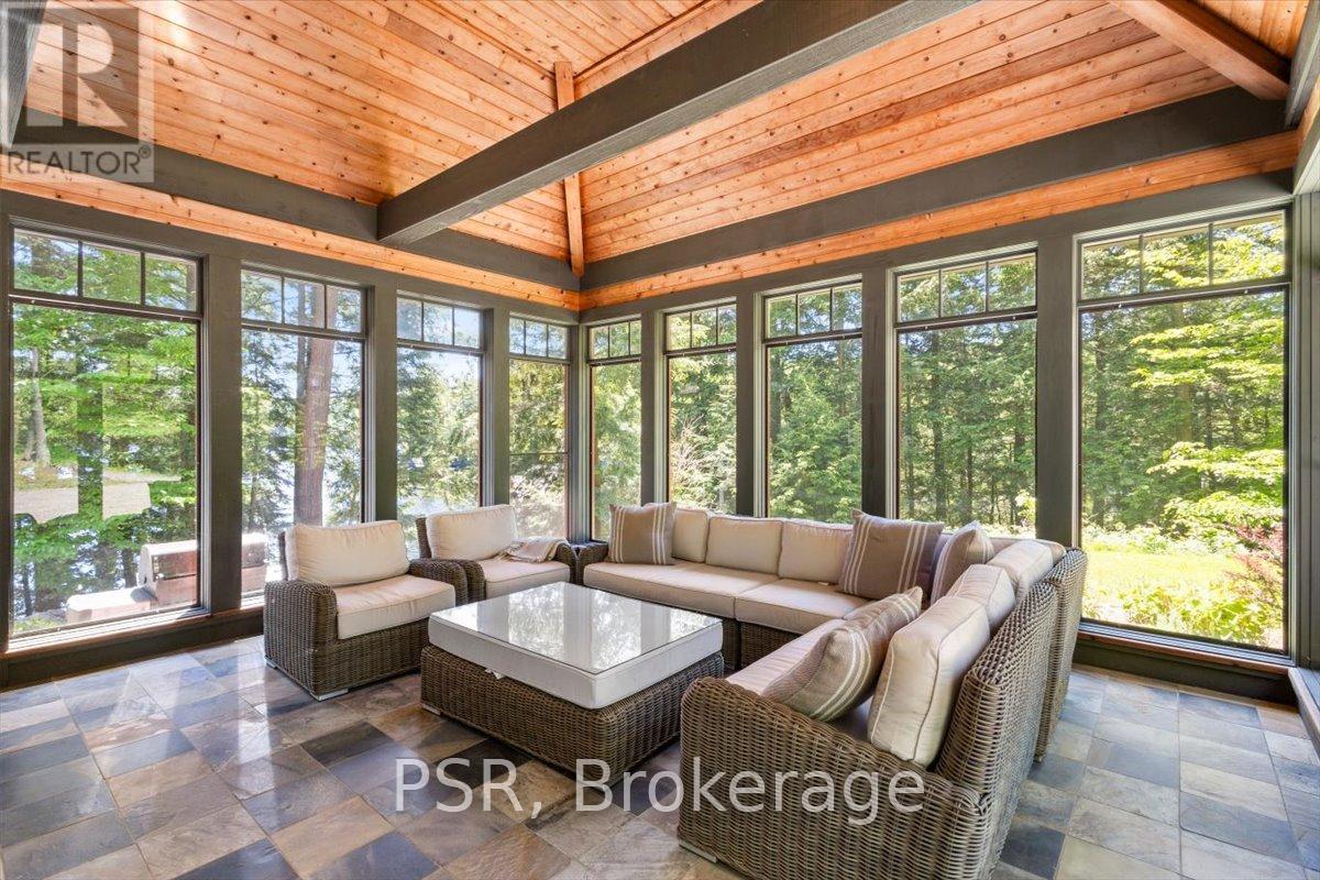 Photo 23 of 4 Ditchburn Drive, Seguin ON