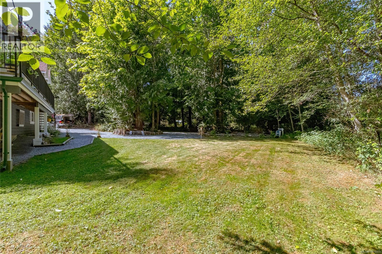 Photo 56 of 10821 Chemainus Rd, Saltair BC