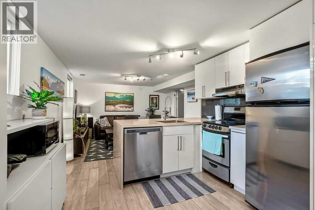 Single Family House Bungalow for Sale in   Avenue NW Mount Pleasant Calgary 