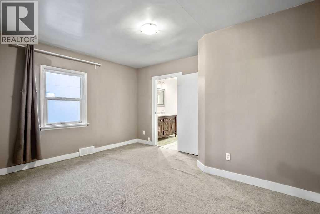 Single Family House Bungalow for Sale in   Avenue NW Mount Pleasant Calgary 