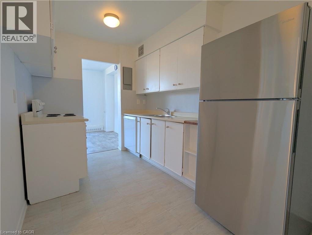 Photo 11 of 1968 Main Street W Unit 1002, Hamilton ON