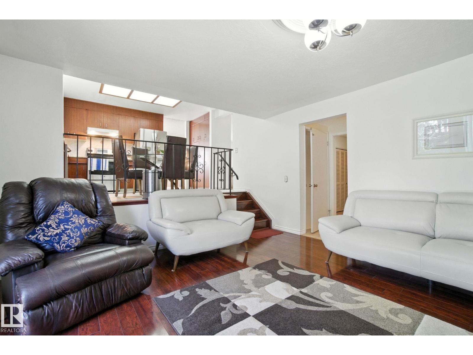 Photo 21 of 8731 180 St Nw, Edmonton AB