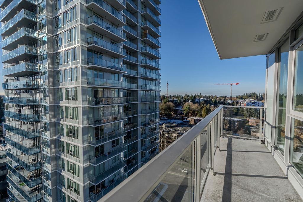 Photo 4 of 1310 13428 105 Avenue, Surrey BC
