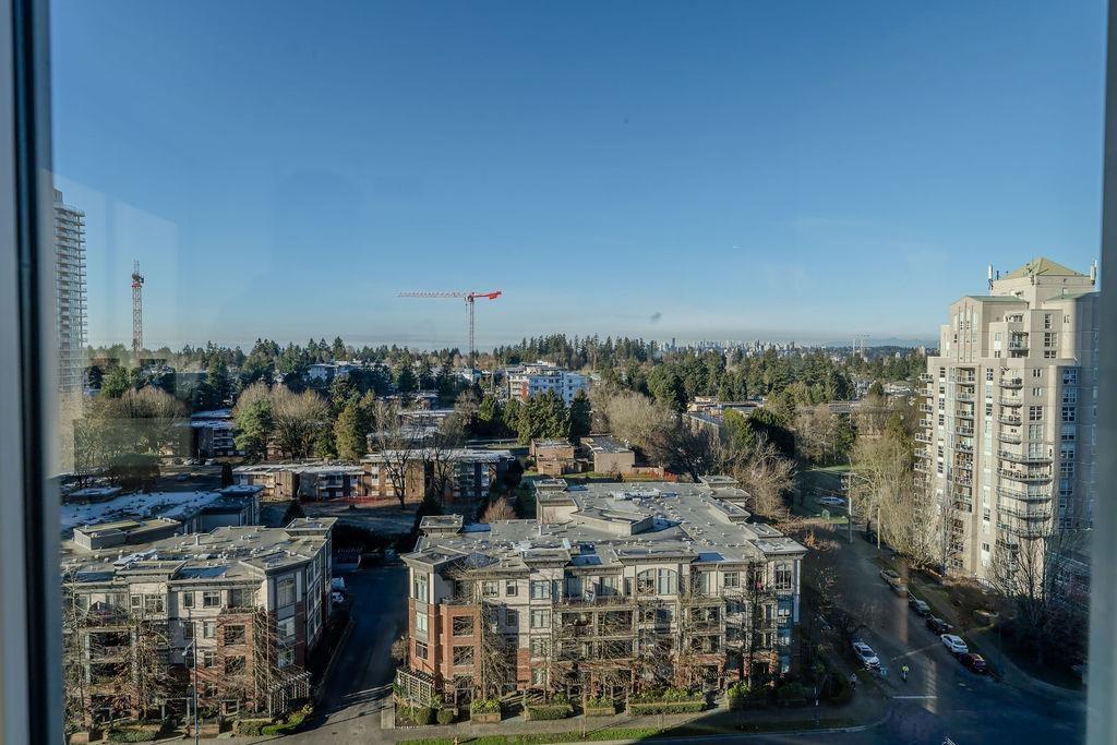 Photo 2 of 1310 13428 105 Avenue, Surrey BC