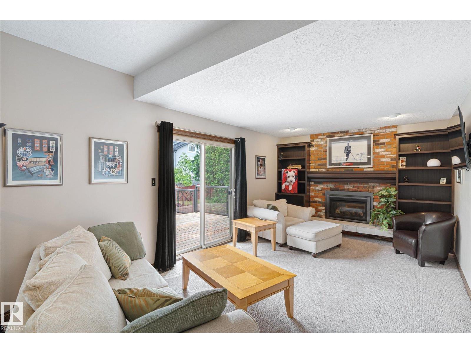 Photo 15 of 17524 55 Av Nw, Edmonton AB