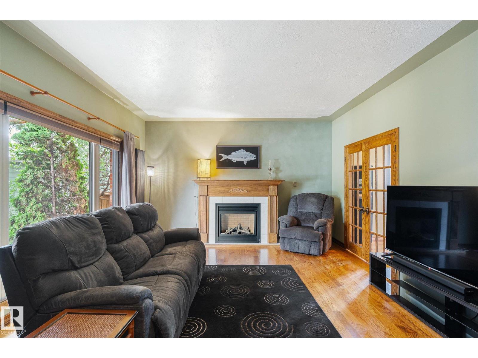 Photo 22 of 17524 55 Av Nw, Edmonton AB