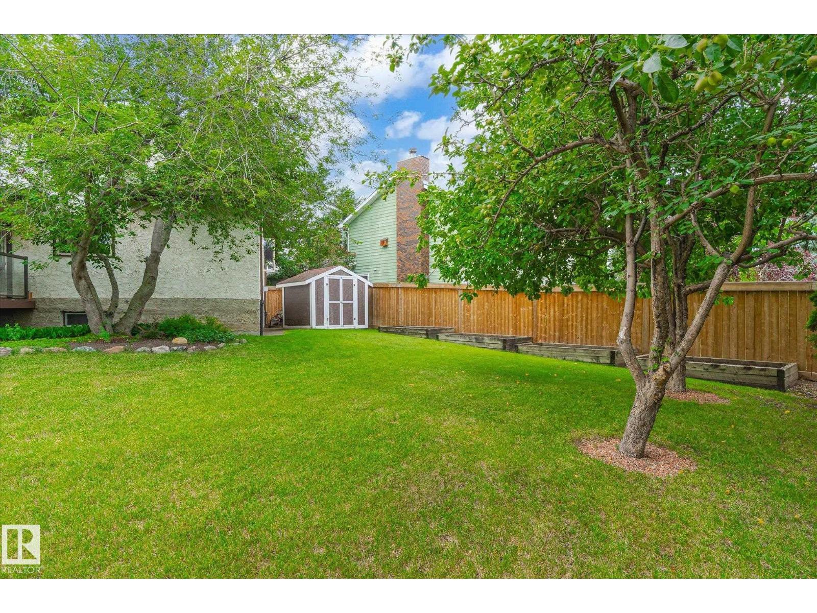 Photo 52 of 17524 55 Av Nw, Edmonton AB