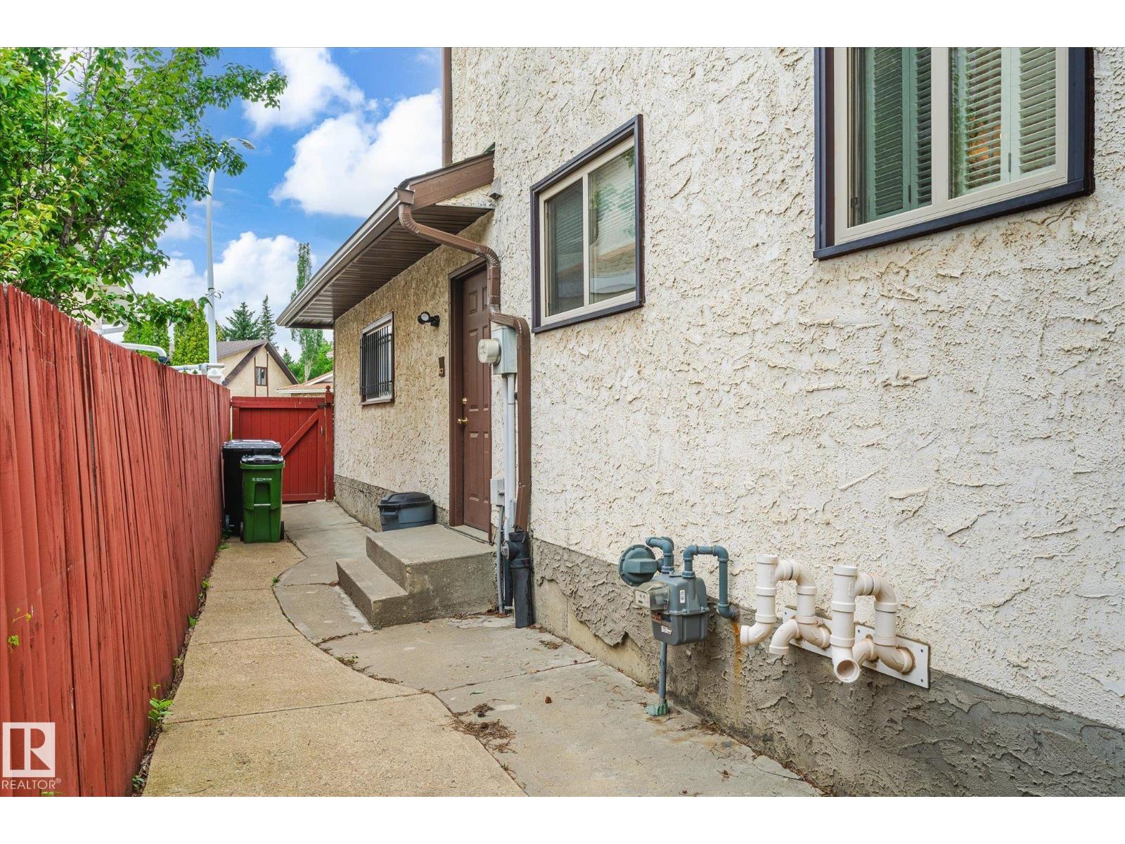 Photo 54 of 17524 55 Av Nw, Edmonton AB