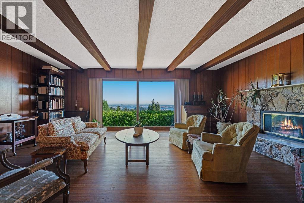 1373 CAMWELL DRIVE, West Vancouver