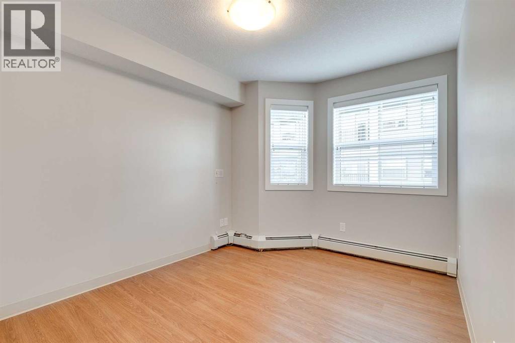 Single Family House for Sale in   Eversyde Avenue SW Evergreen Calgary 