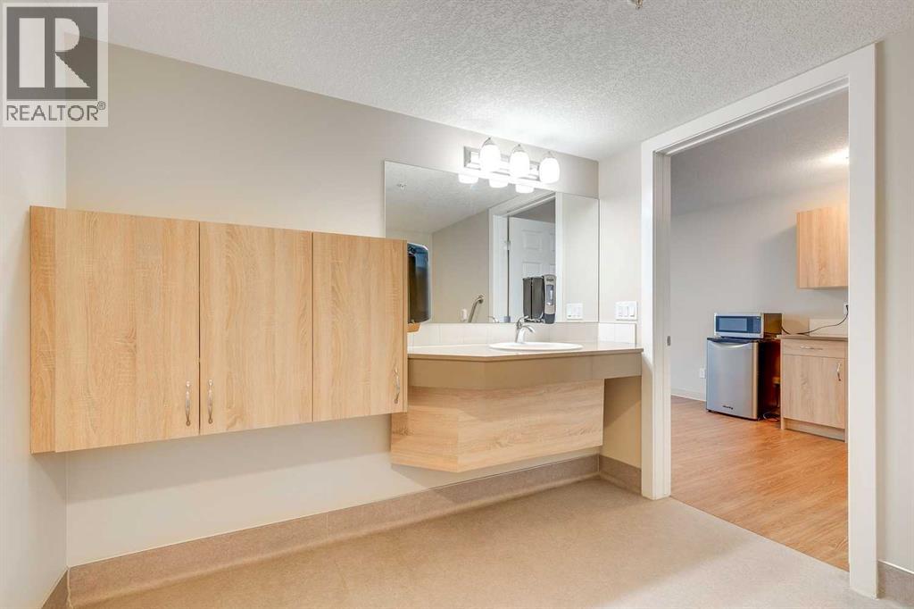Single Family House for Sale in   Eversyde Avenue SW Evergreen Calgary 