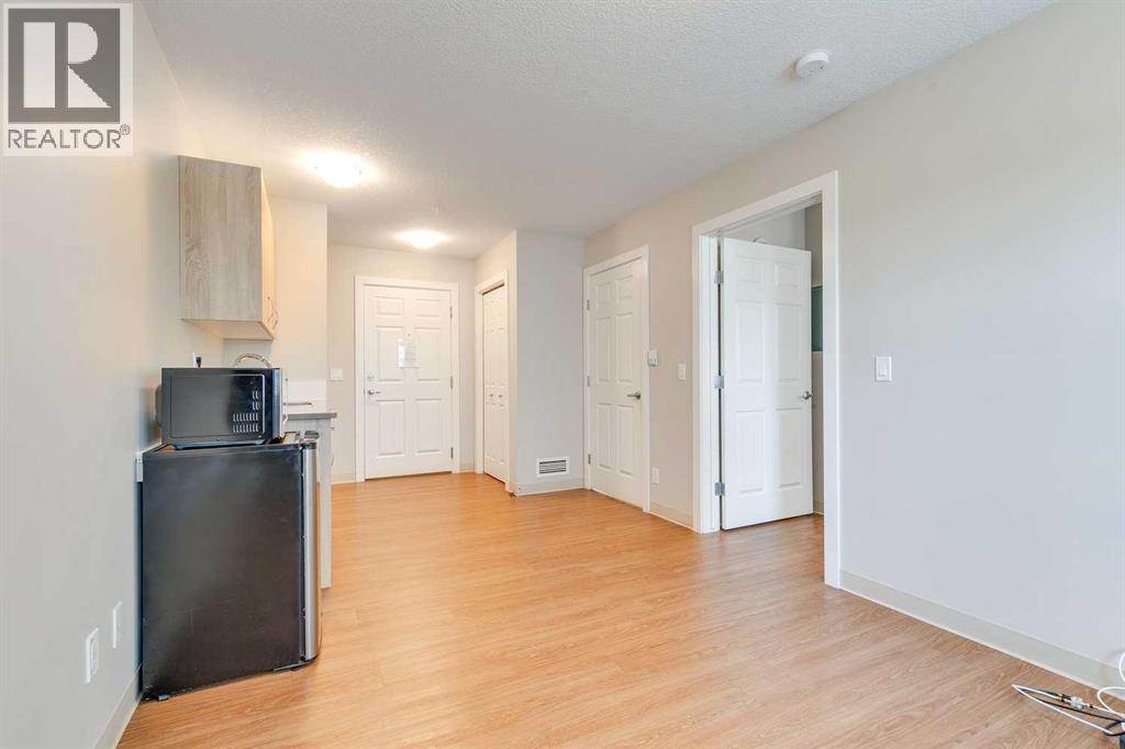 Single Family House for Sale in   Eversyde Avenue SW Evergreen Calgary 