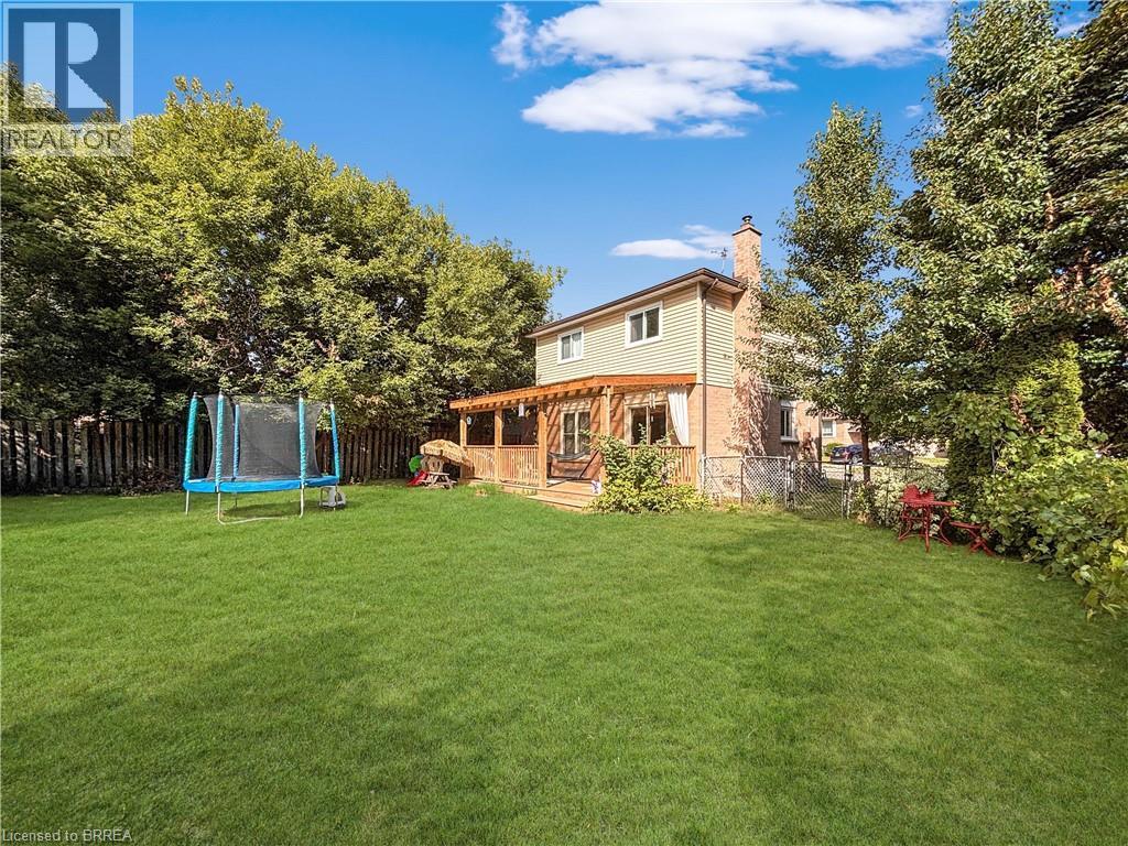 Photo 4 of 177 Banbury Road, Brantford ON