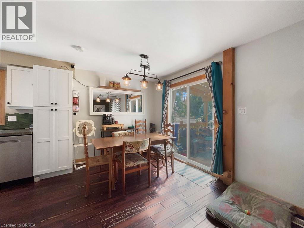 Photo 8 of 177 Banbury Road, Brantford ON