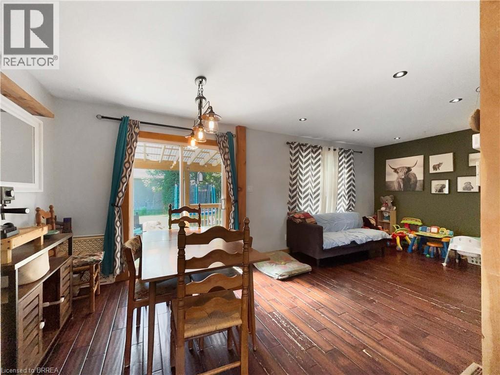 Photo 9 of 177 Banbury Road, Brantford ON