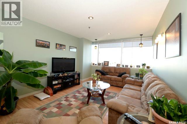 Photo 3 of Ph 104 1914 Hamilton Street, Regina SK