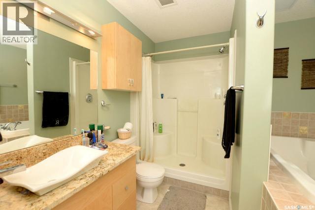 Photo 33 of Ph 104 1914 Hamilton Street, Regina SK