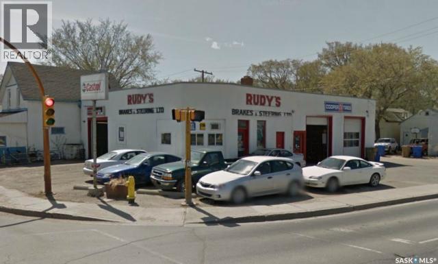 Photo 1 of 1700 Winnipeg Street, Regina SK