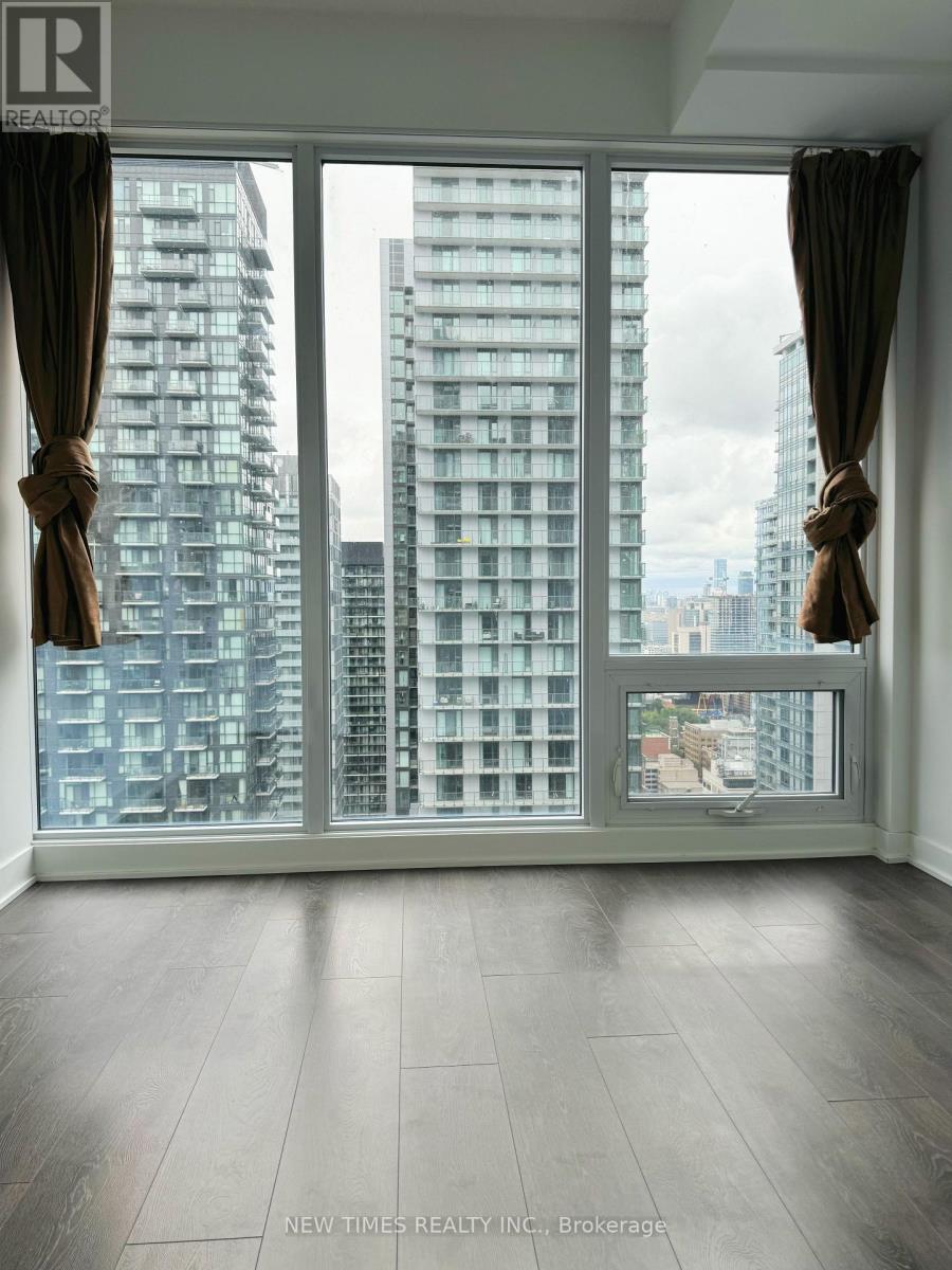 Photo 4 of 4007 125 Blue Jays Way, Toronto ON
