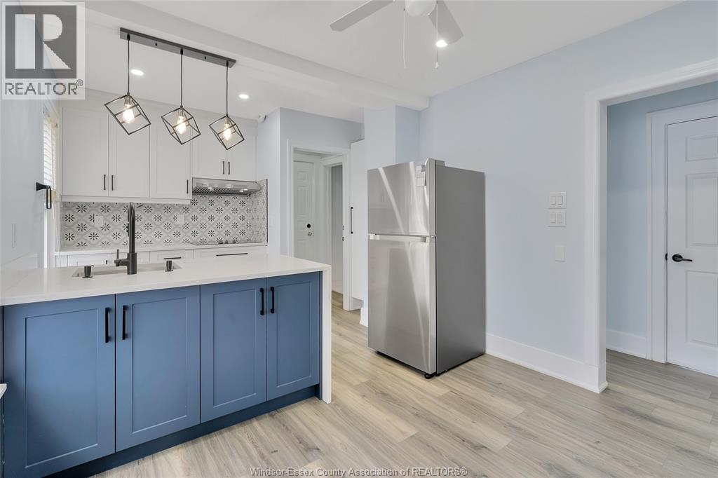 Photo 16 of 1323 Prince Road, Windsor ON