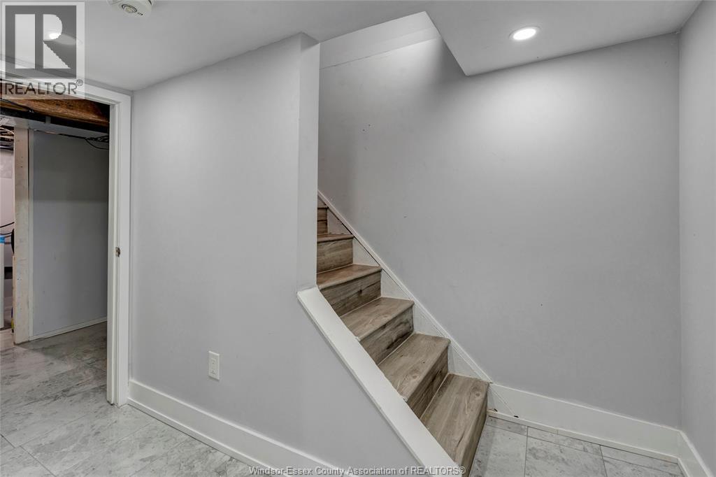 Photo 28 of 1323 Prince Road, Windsor ON