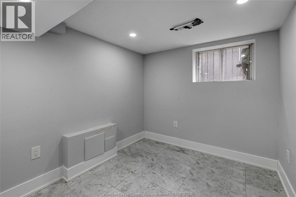 Photo 35 of 1323 Prince Road, Windsor ON