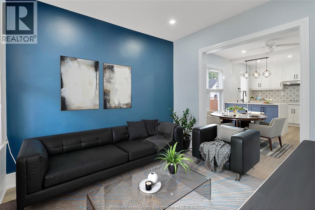 Photo 4 of 1323 Prince Road, Windsor ON