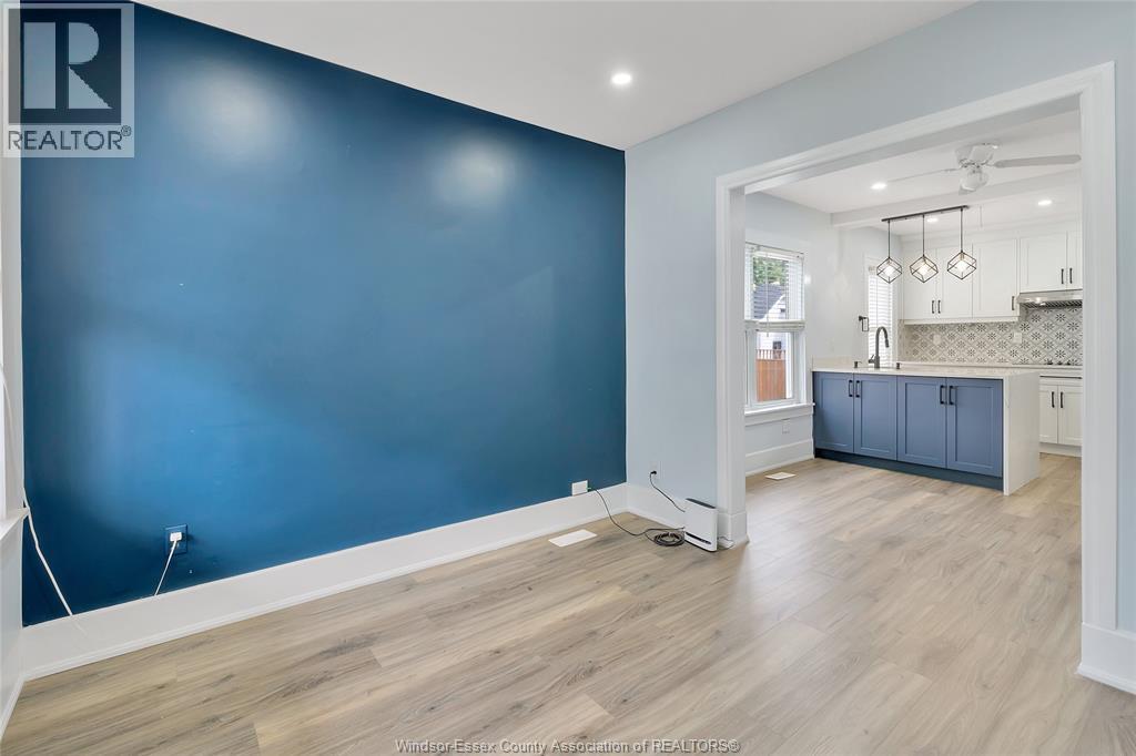 Photo 8 of 1323 Prince Road, Windsor ON