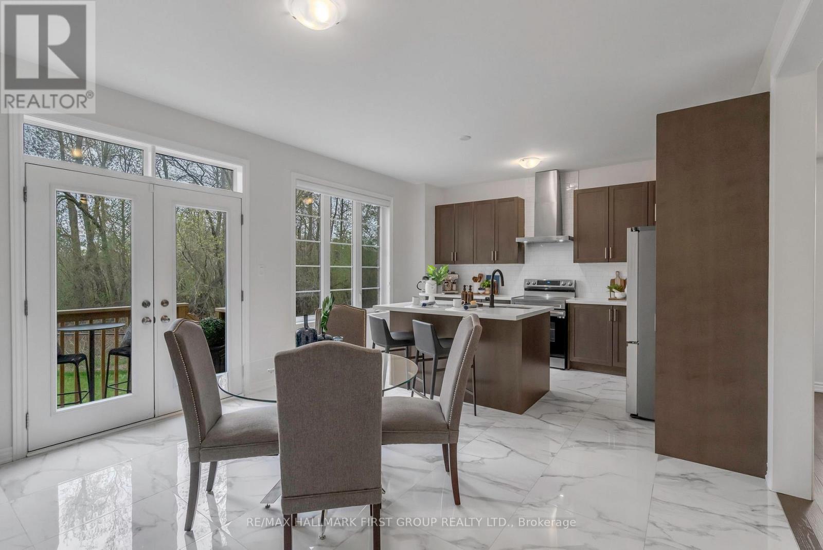Photo 13 of 47 Fruitful Crescent, Whitby ON