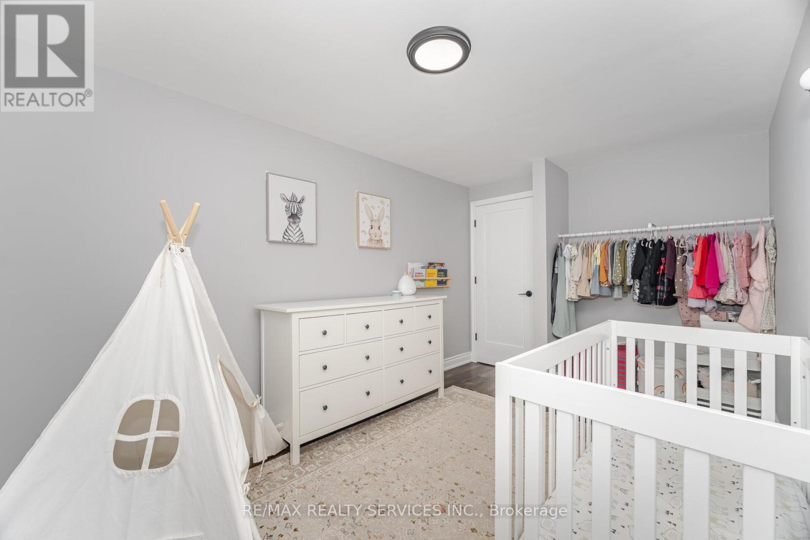 Photo 36 of 641 Deauville Court, Oshawa ON
