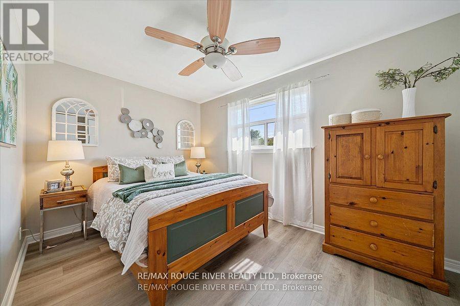 Photo 19 of 810 Zator Avenue, Pickering ON