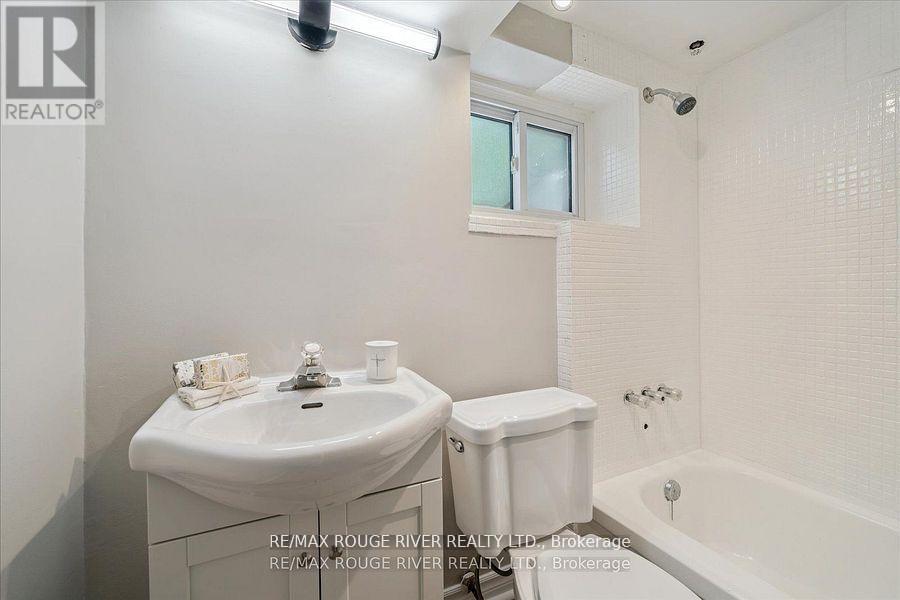 Photo 28 of 810 Zator Avenue, Pickering ON