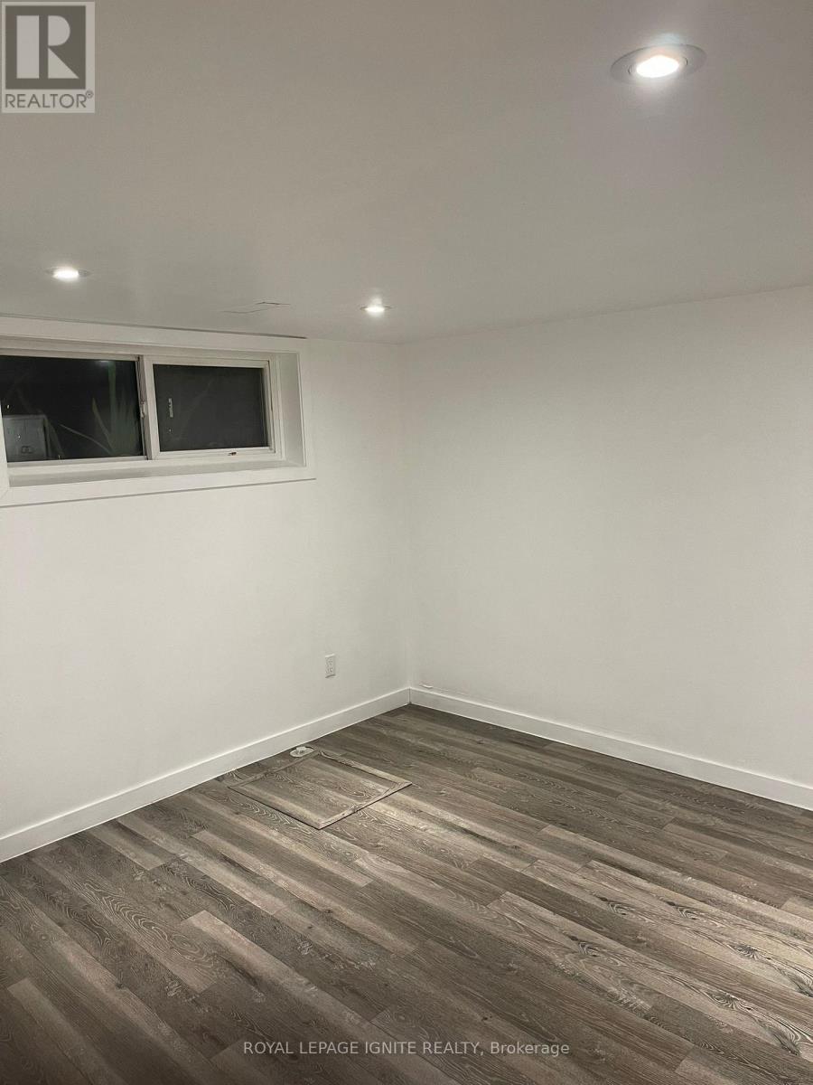 Photo 7 of Bsmt 102 Westcroft Drive, Toronto ON