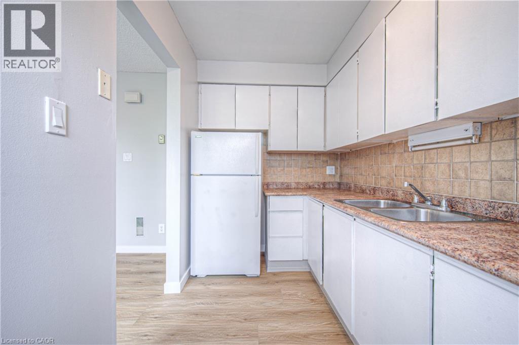 Photo 14 of 135 Chalmers Street S Unit 65, Cambridge ON
