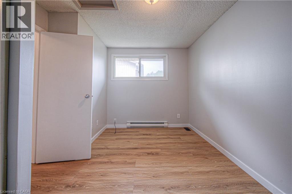 Photo 17 of 135 Chalmers Street S Unit 65, Cambridge ON