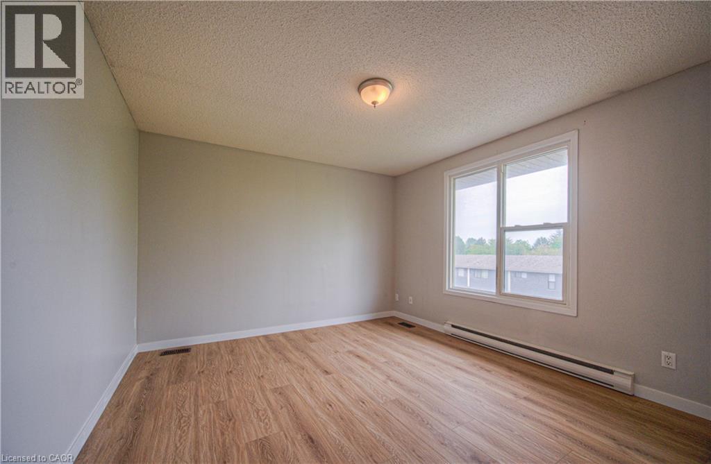 Photo 19 of 135 Chalmers Street S Unit 65, Cambridge ON