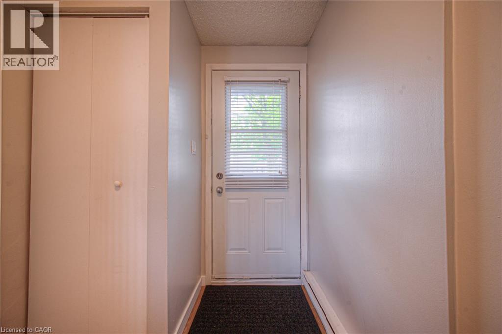 Photo 4 of 135 Chalmers Street S Unit 65, Cambridge ON
